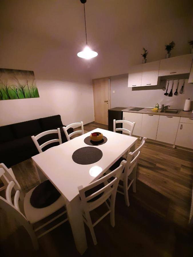 Apartma Vila Tara Prebold Ngoại thất bức ảnh